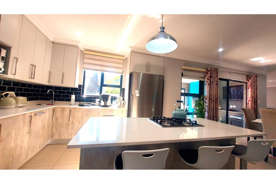 4 Bedroom Property for Sale in Melodie North West
